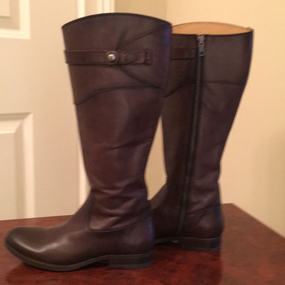 Frye Molly button boot